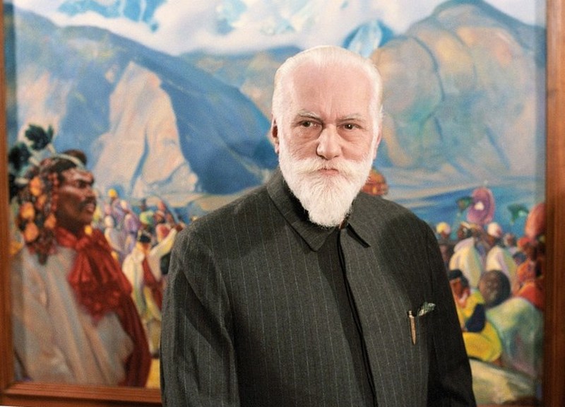 Святослав Н. Рерих.jpg